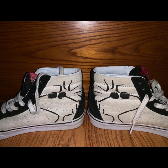 Vans X Peanuts SK8-Hi Joe Cool - Picture 2 of 5